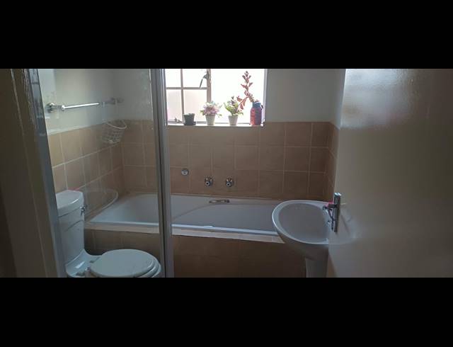 3 BEDROOM TOWNHOUSE TO LET IN KOSMOSDAL